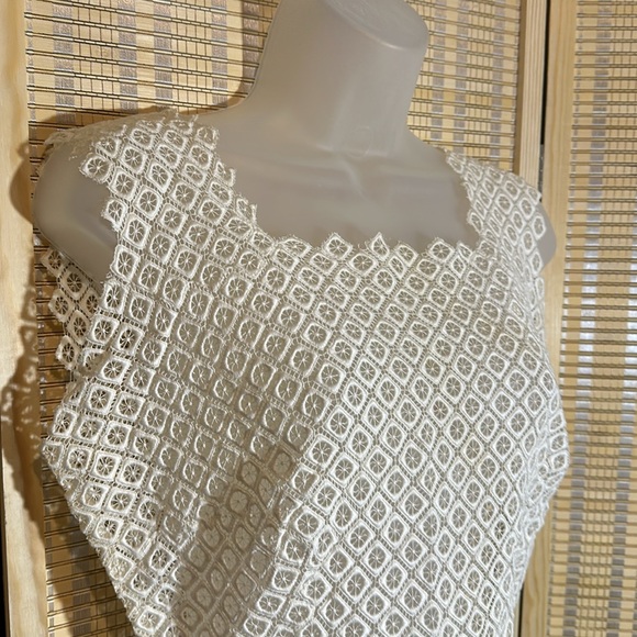 Vintage Handmade (1950s?) Pale Cream Guipure Lace Cropped Tank Top - Picture 2 of 16